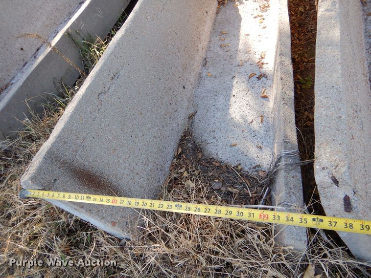 image for item LU9772 (6) concrete feed bunks