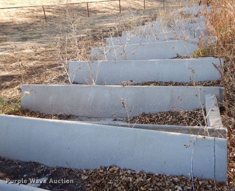 image for item LU9773 (20) concrete feed bunks