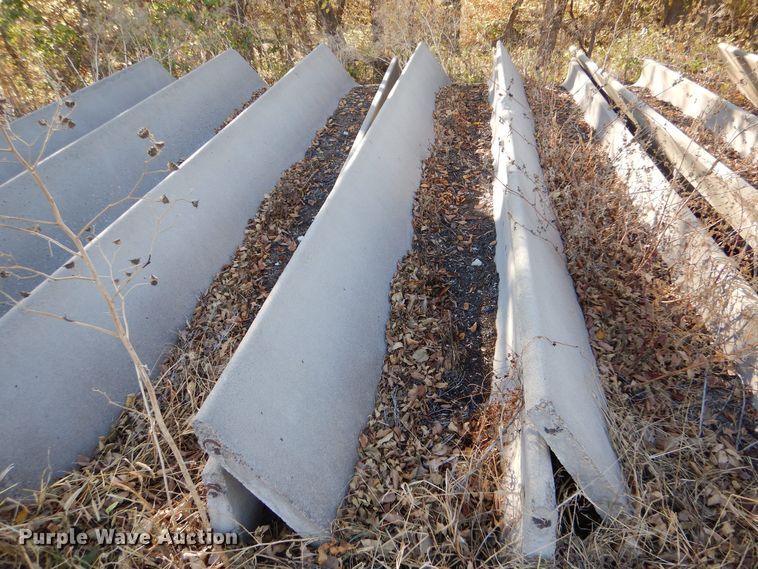 image for item LU9774 (7) concrete feed bunks