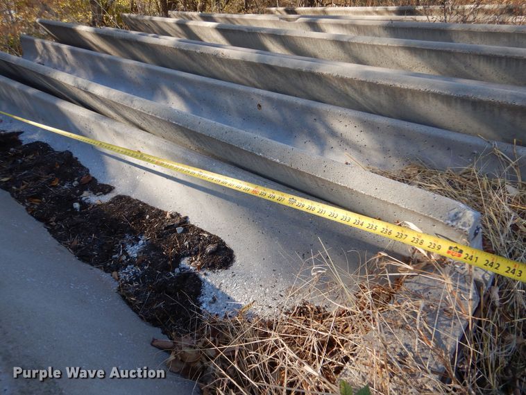 image for item LU9774 (7) concrete feed bunks