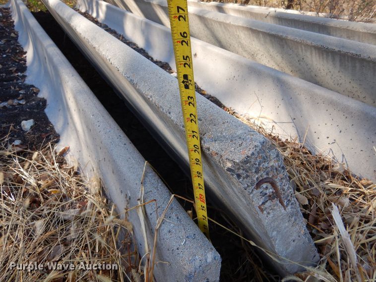 image for item LU9774 (7) concrete feed bunks