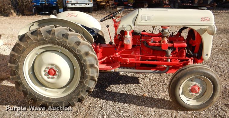 image for item MJ9806 1947 Ford 8N  tractor