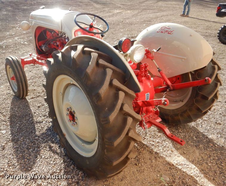 image for item MJ9806 1947 Ford 8N  tractor