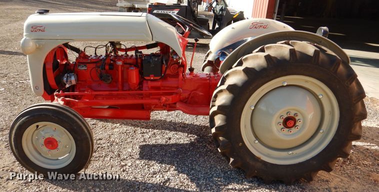 image for item MJ9806 1947 Ford 8N  tractor