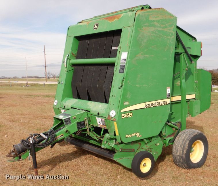 image for item MJ9825 2007 John Deere 568  round baler