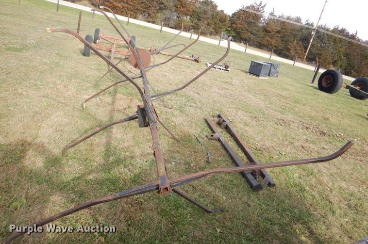 image for item MJ9833 17' W pickup reel