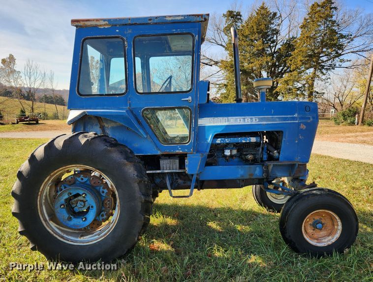 image for item MK9497 1968 Ford 8000  tractor