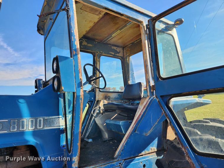 image for item MK9497 1968 Ford 8000  tractor