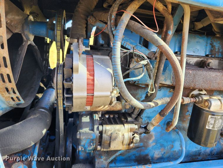 image for item MK9497 1968 Ford 8000  tractor