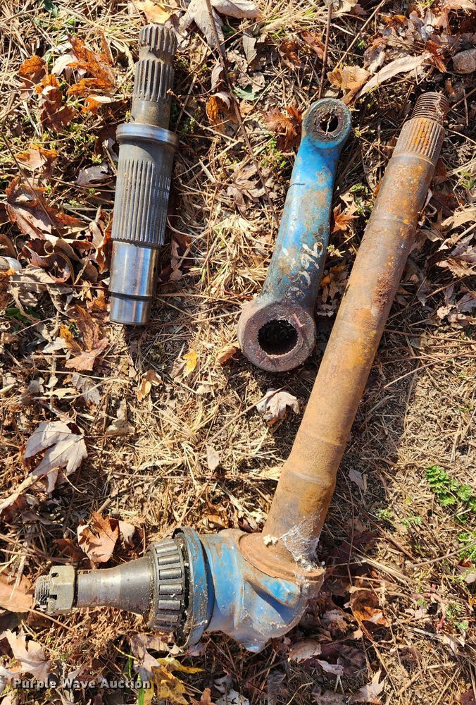 image for item MK9497 1968 Ford 8000  tractor