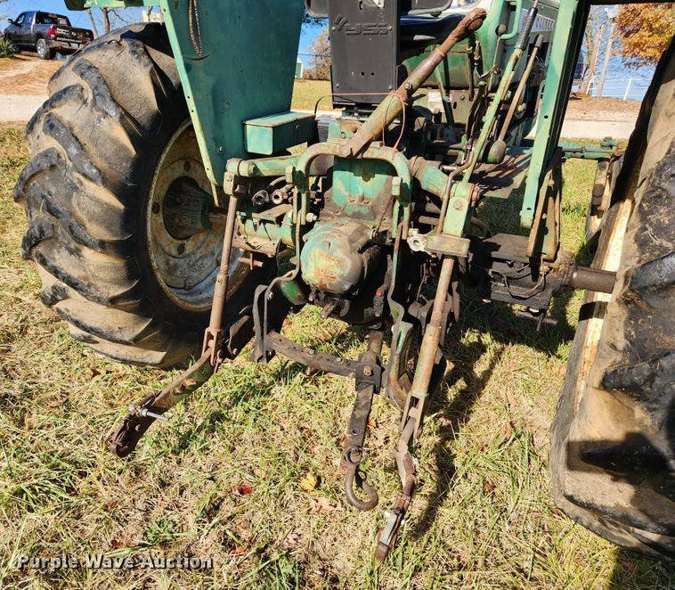 image for item MK9498 1967 Oliver 1650  tractor