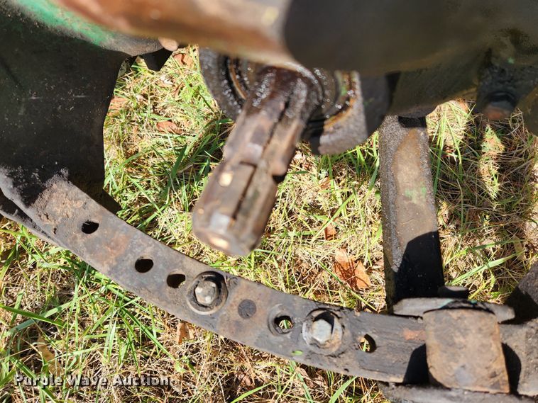 image for item MK9498 1967 Oliver 1650  tractor