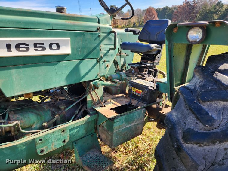 image for item MK9498 1967 Oliver 1650  tractor