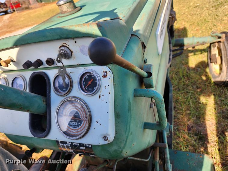 image for item MK9498 1967 Oliver 1650  tractor