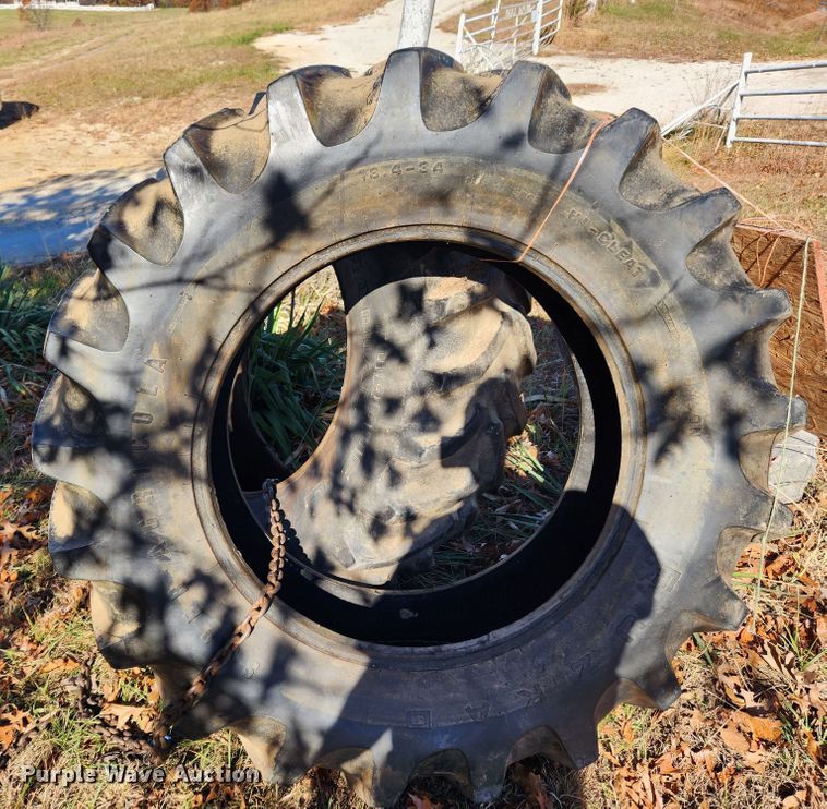 image for item MK9498 1967 Oliver 1650  tractor