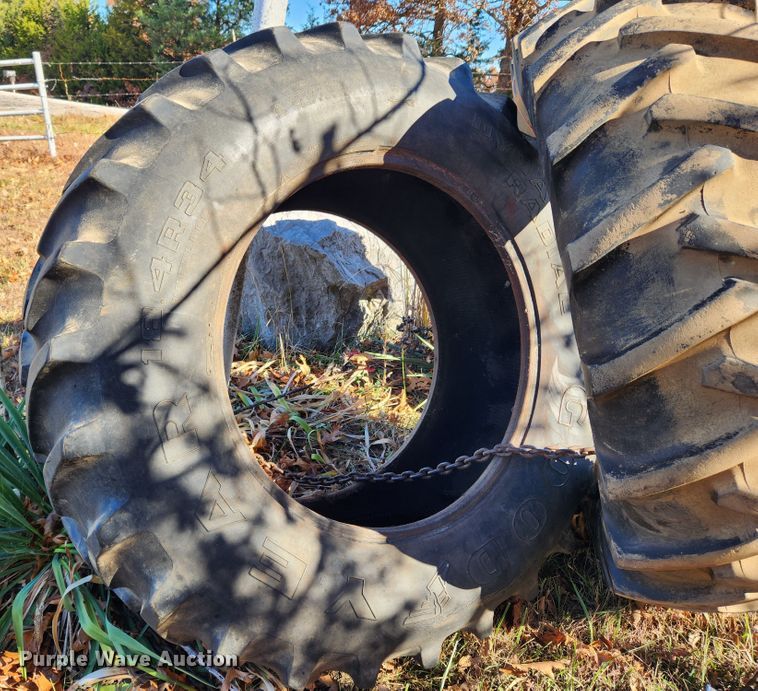 image for item MK9498 1967 Oliver 1650  tractor