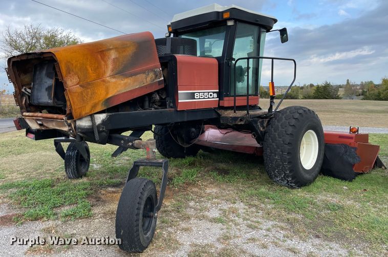 image for item MR9497 2002 Hesston 8550S  windrower