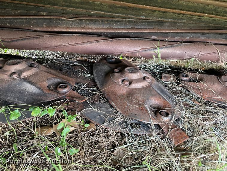 image for item MR9497 2002 Hesston 8550S  windrower