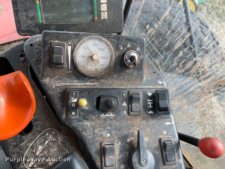 image for item MR9497 2002 Hesston 8550S  windrower