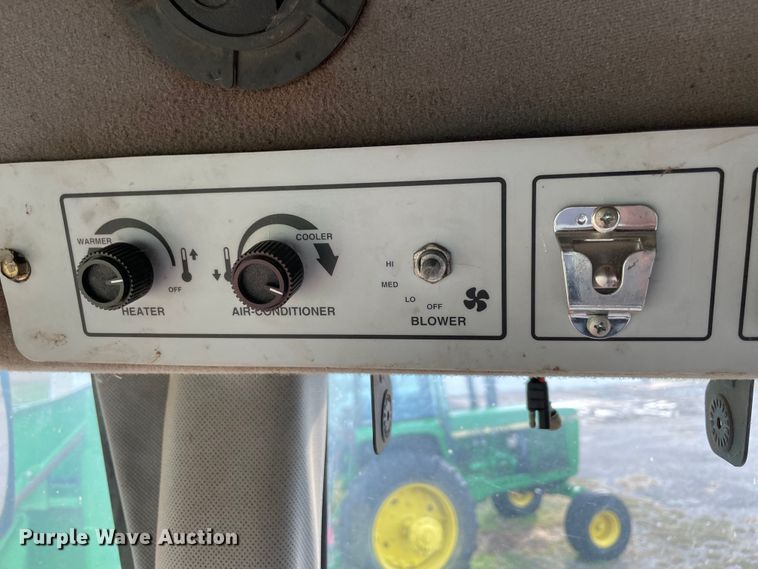 image for item MR9497 2002 Hesston 8550S  windrower