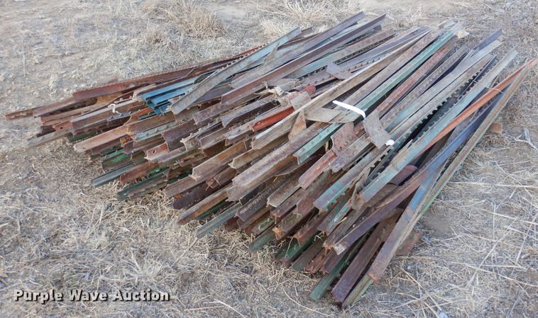 image for item MR9569 (150) T-posts