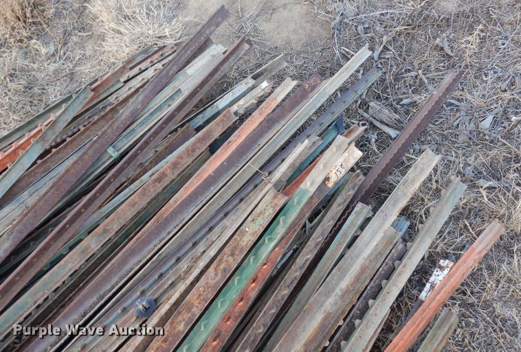 image for item MR9569 (150) T-posts