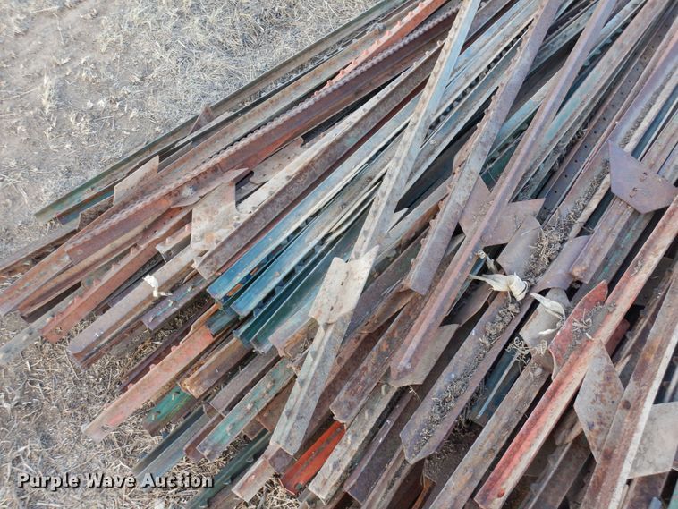 image for item MR9569 (150) T-posts