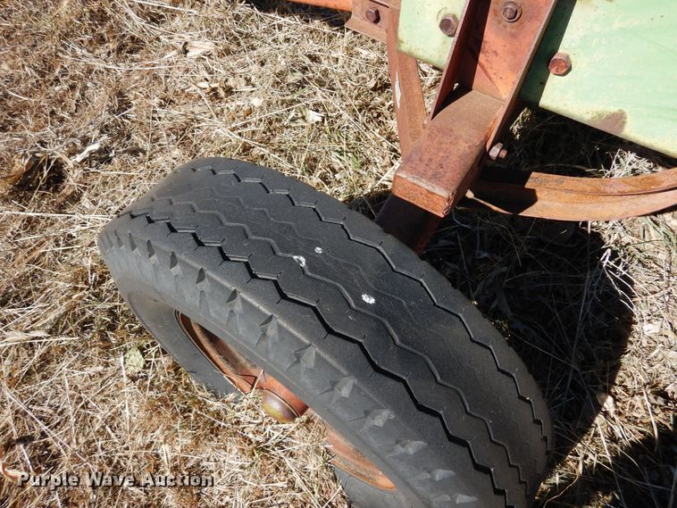 image for item MR9589 Tank cart