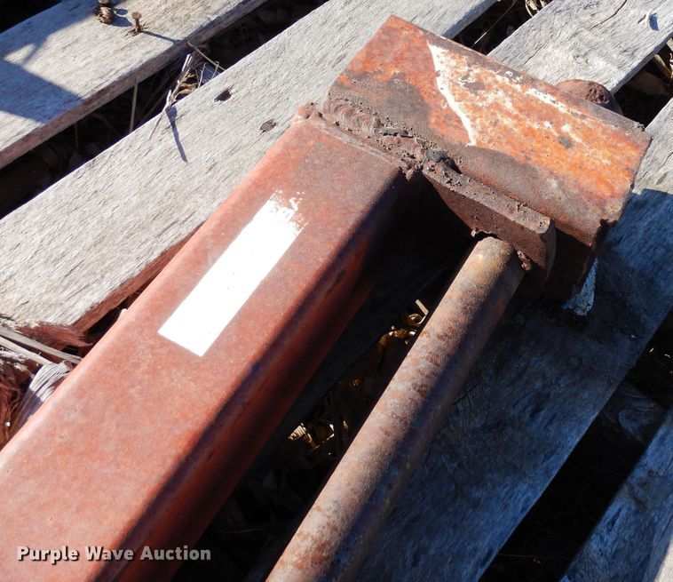 image for item MR9597 Krause  NH3 hitch