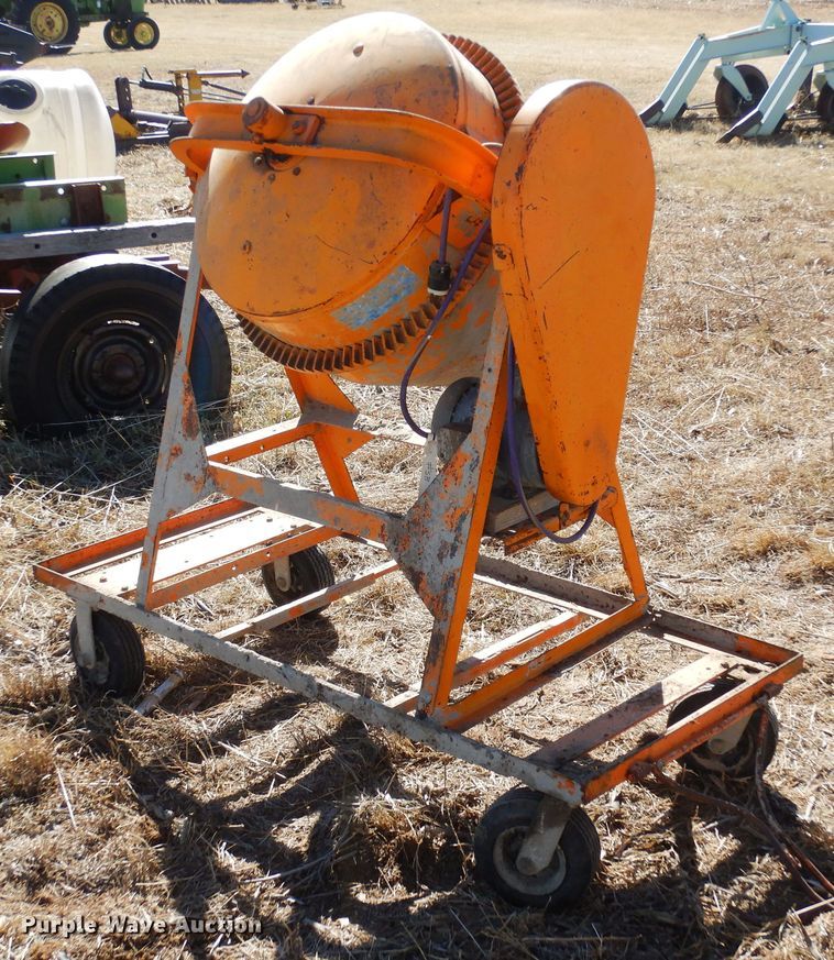 image for item MR9608 Montgomery Ward GIL-26471AS  concrete mixer