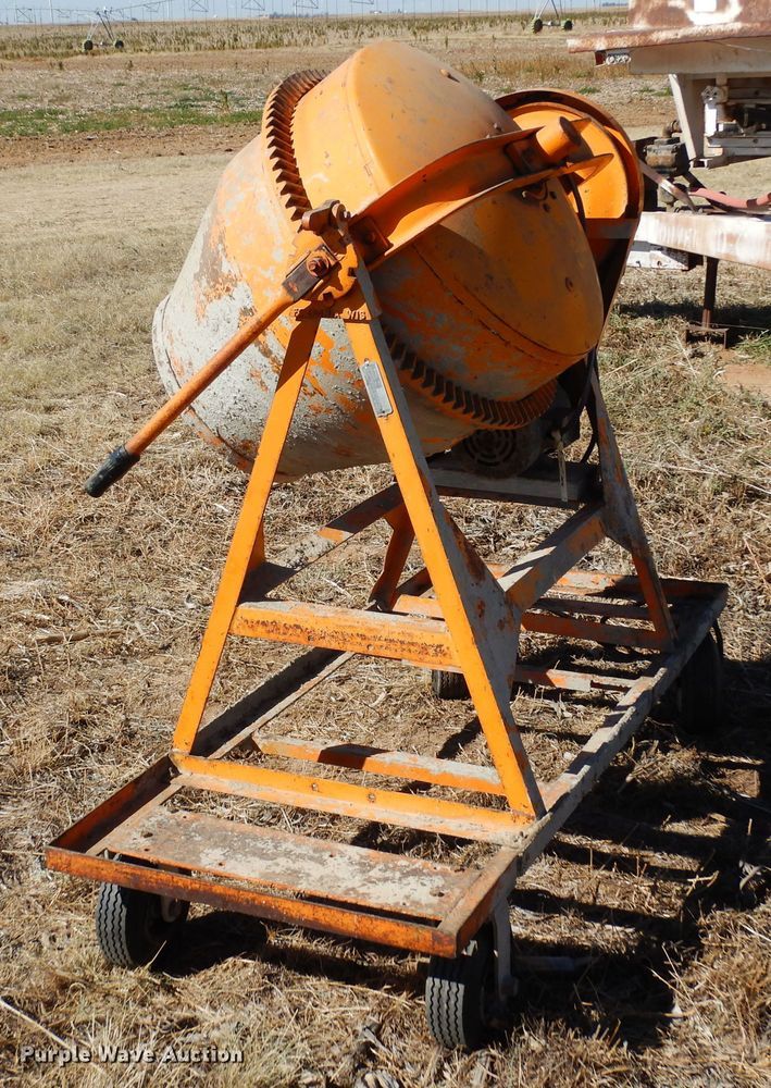 image for item MR9608 Montgomery Ward GIL-26471AS  concrete mixer