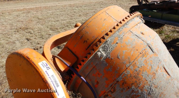 image for item MR9608 Montgomery Ward GIL-26471AS  concrete mixer