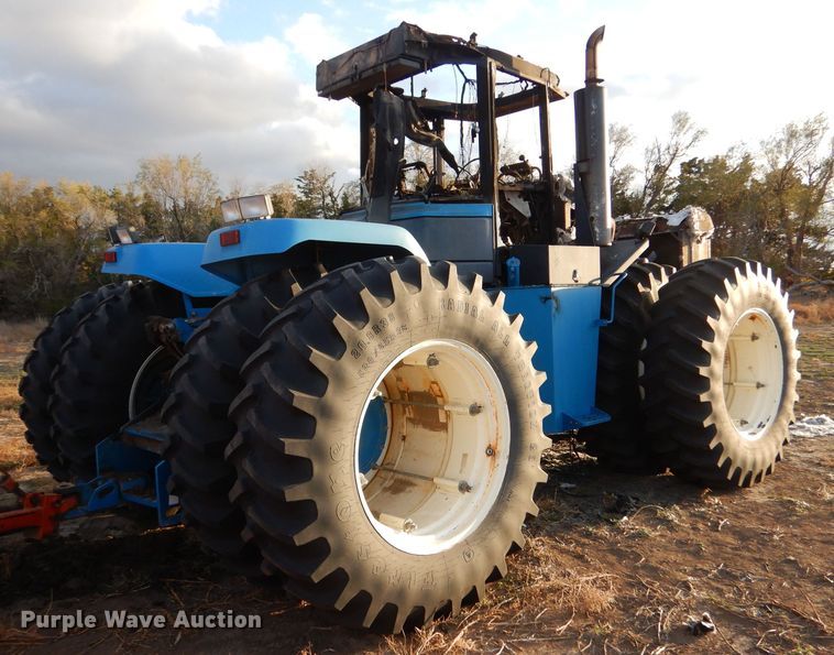 image for item MT9827 1998 New Holland 9282  4WD tractor