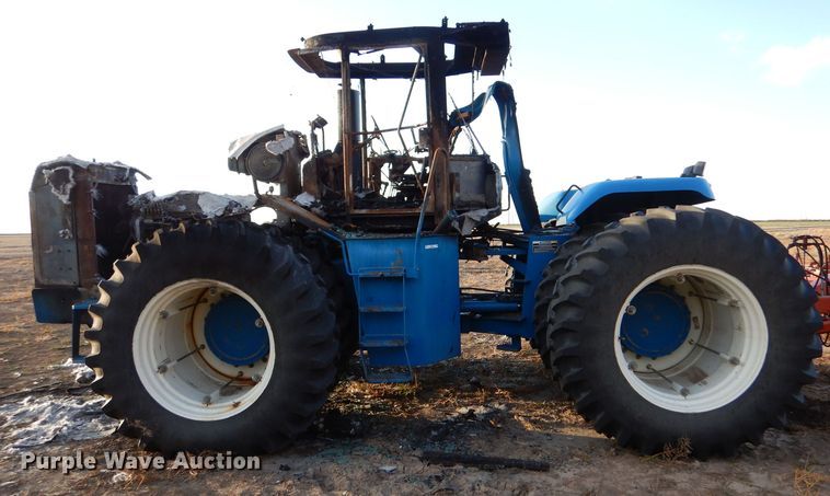 image for item MT9827 1998 New Holland 9282  4WD tractor