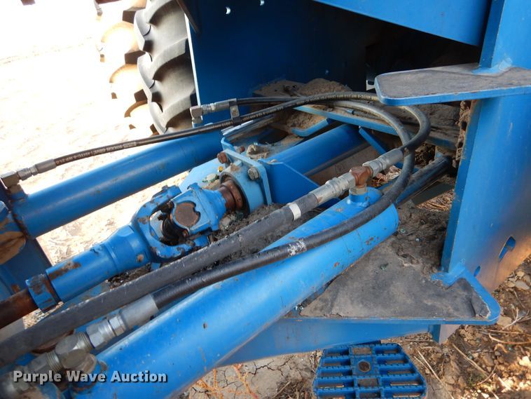 image for item MT9827 1998 New Holland 9282  4WD tractor