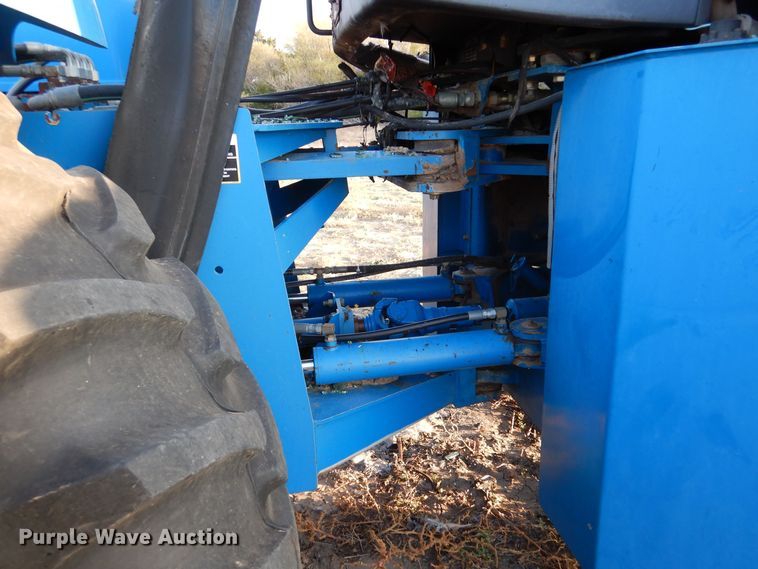 image for item MT9827 1998 New Holland 9282  4WD tractor