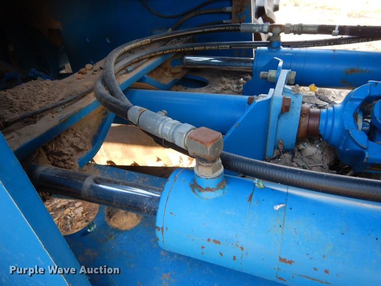 image for item MT9827 1998 New Holland 9282  4WD tractor