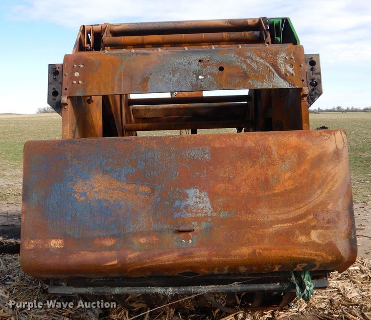 image for item MT9841 2017 John Deere 569 Mega Wide Plus  round baler