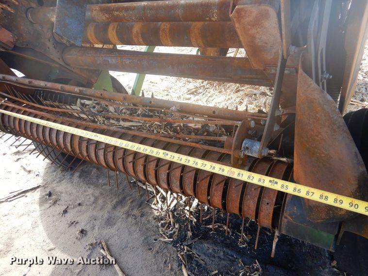 image for item MT9841 2017 John Deere 569 Mega Wide Plus  round baler