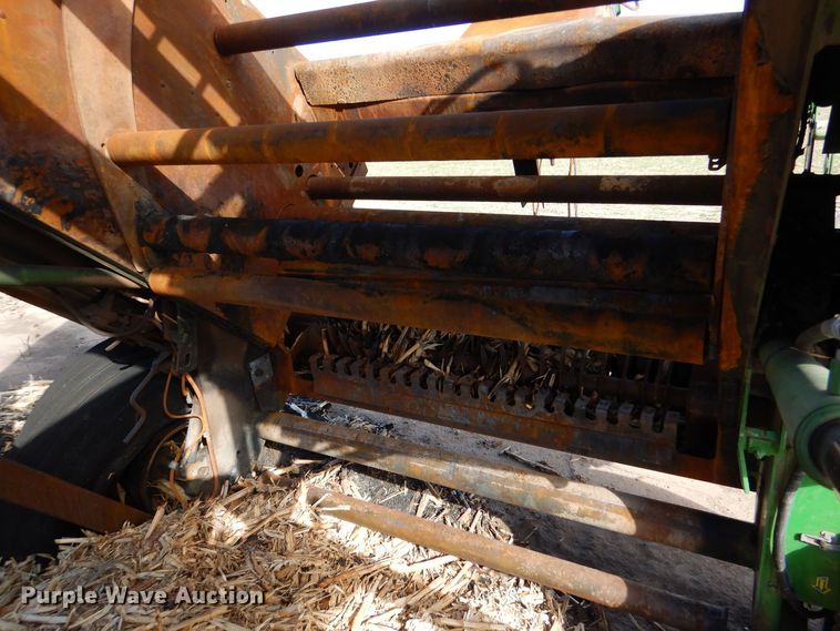 image for item MT9841 2017 John Deere 569 Mega Wide Plus  round baler