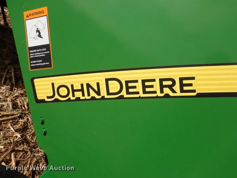 image for item MT9841 2017 John Deere 569 Mega Wide Plus  round baler