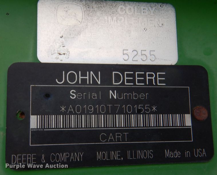 image for item MT9845 2004 John Deere 1890  air seeder