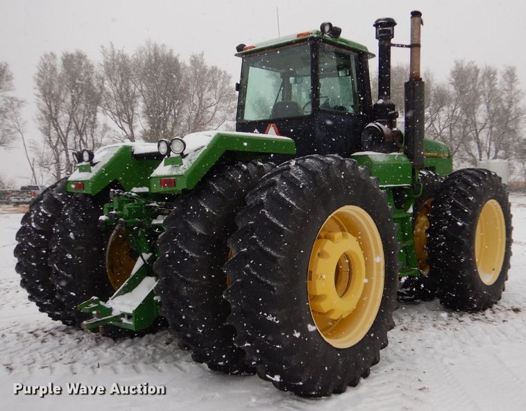 image for item MT9846 1996 John Deere 8870  4WD tractor