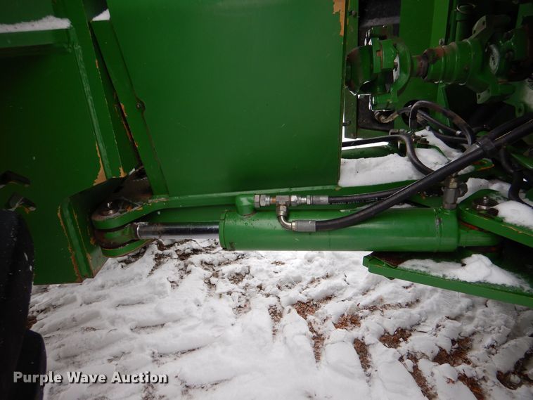 image for item MT9846 1996 John Deere 8870  4WD tractor