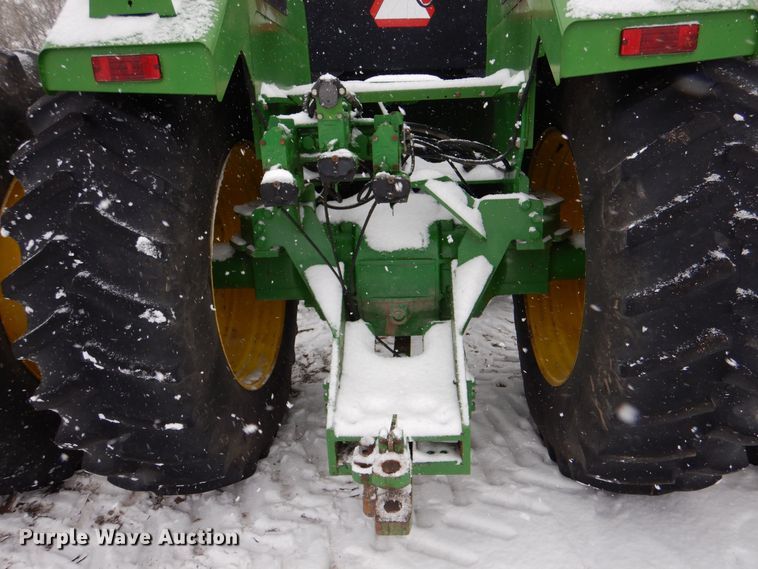 image for item MT9846 1996 John Deere 8870  4WD tractor