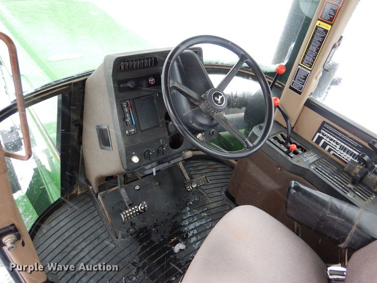 image for item MT9846 1996 John Deere 8870  4WD tractor