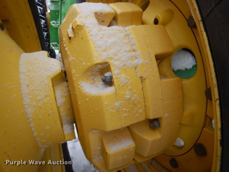 image for item MT9846 1996 John Deere 8870  4WD tractor