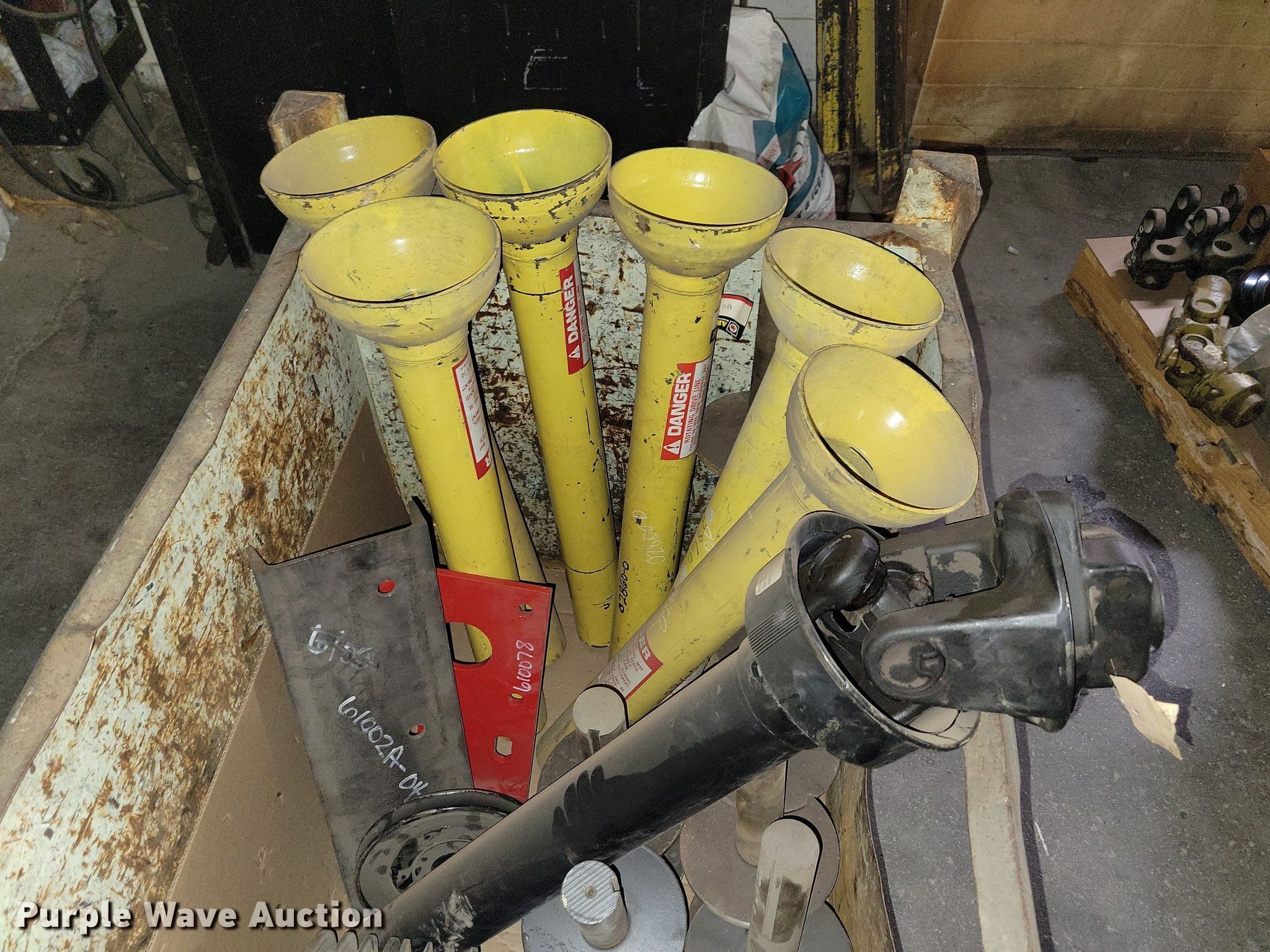 Ag equipment parts in Armstrong, IA Item KW9692 sold Purple Wave