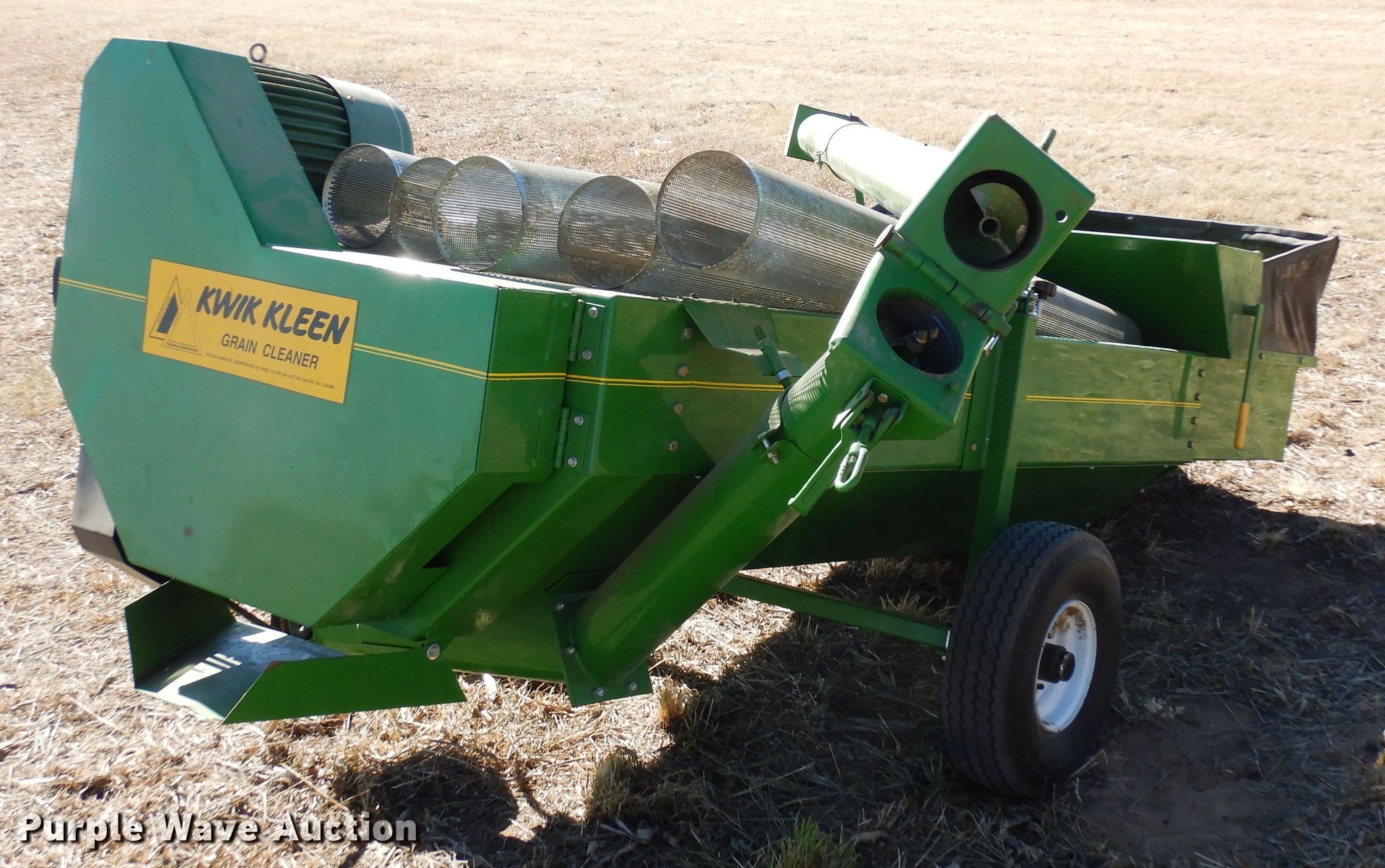 Triangle Industries 572 Kwik Kleen grain cleaner in Limon, CO Item