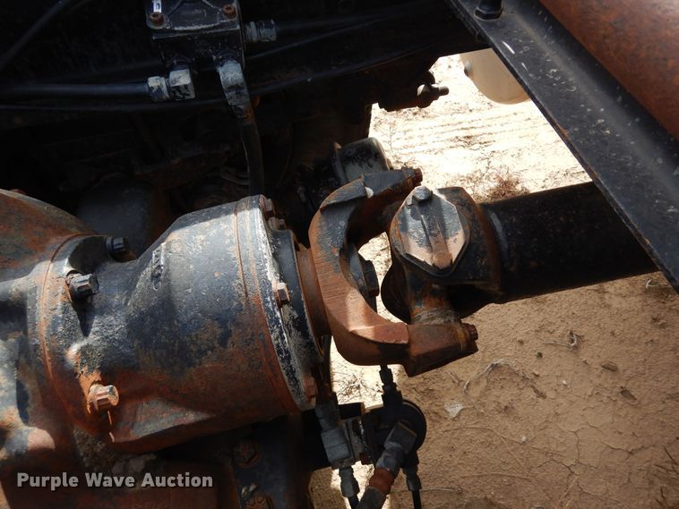 image for item DF8188 1997 Mack CH613  semi truck